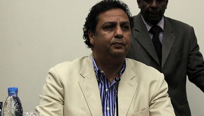 عبدالعظيم: السيسي يرى أن تدخل الأجهزة السيادية بالبرلمان “أمنا قوميا”