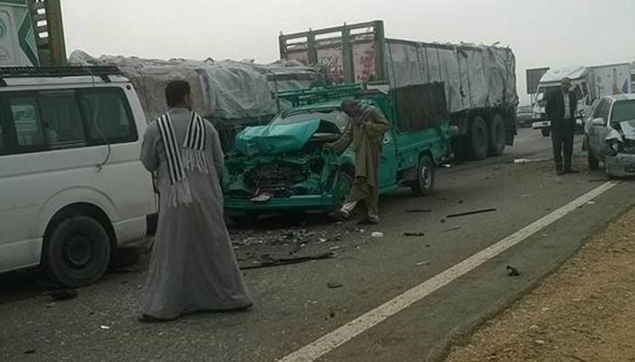 مصرع شخص وإصابة آخرين إثر انفجار سيارة نقل في بني سويف