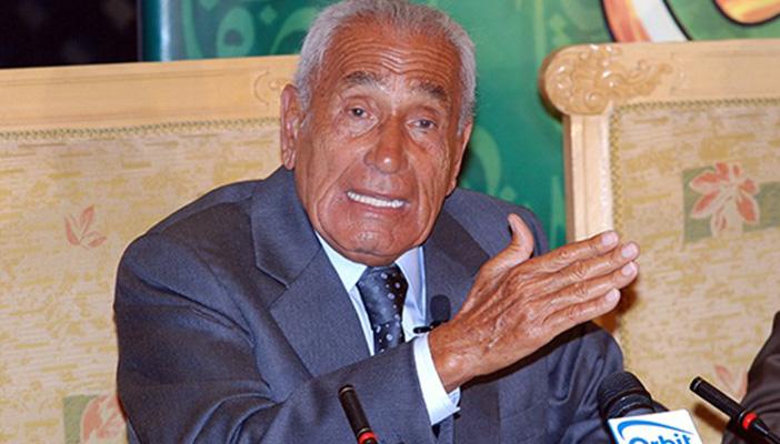 جثمان هيكل يغادر منزله لمسجد الحسين بحسب وصية الراحل