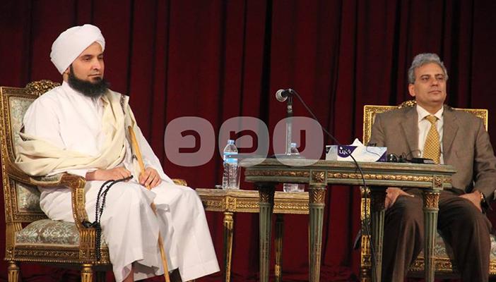 بالصور .. الجفرى لطلاب جامعة القاهرة: سب الصحابة ليس كفرًا