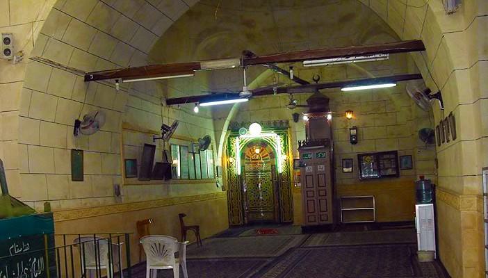 القضاء الإداري يؤيد إغلاق الزوايا الأقل من 80 مترًا