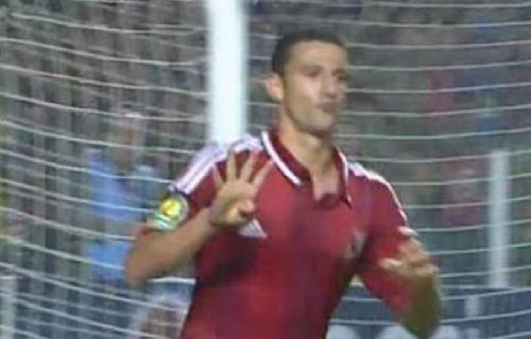 “القضاء الاداري” ترجئ تجريم رفع شعار “رابعة” لـ ٨ أبريل