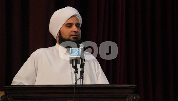 الحبيب الجفري الداعية اليمني المقرب من السيسي.. تعرف عليه