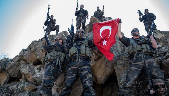 القوات التركية تتأهب للتدخل البري في سوريا