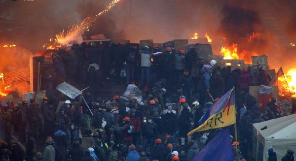 أوروبا تبحث فرض عقوبات على اوكرانيا لمقتل 25 فرد