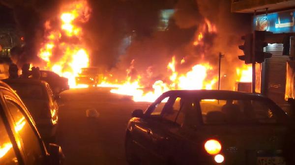 كر وفر بين المتظاهرين و الأمن بأبو قير بالأسكندرية