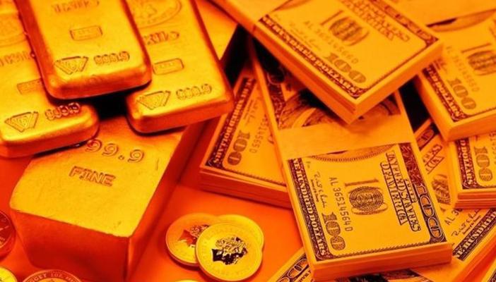 الدولار يعاود الارتفاع إلى 9 جنيهات.. وعيار 21 يسجل 287