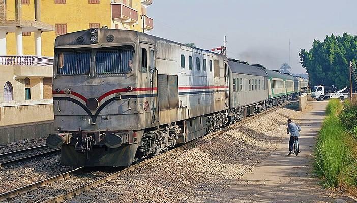 اختفاء مواطن وزوجته بعد اعتقالهما من داخل قطار