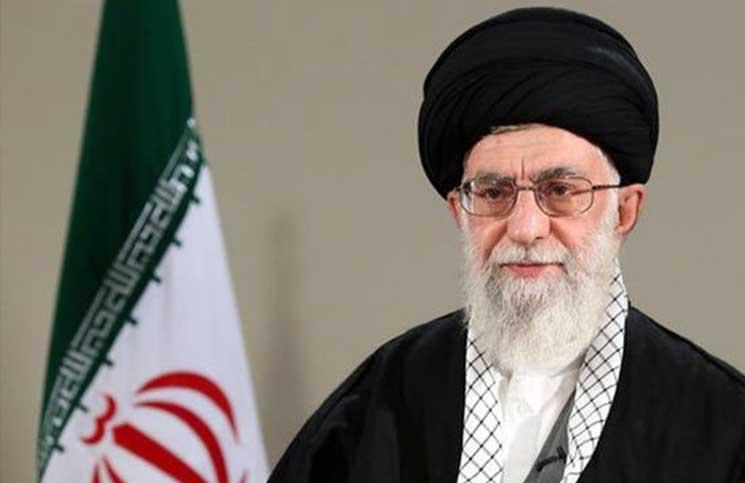 خامنئي: الكيان الصهيوني “ورمٌ سرطانيٌّ” على وشك الانهيار