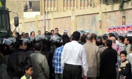 غلق قسم شرطة أسوان بعد اشتباكات بين الأمن ومتظاهرين