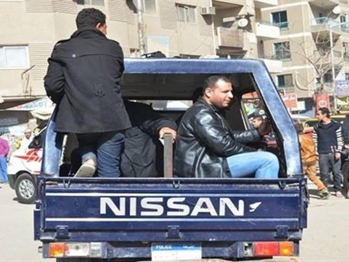 القبض على ضابط شرطة مفصول لانتحاله صفة محام وتزوير أحكام بالبراءة