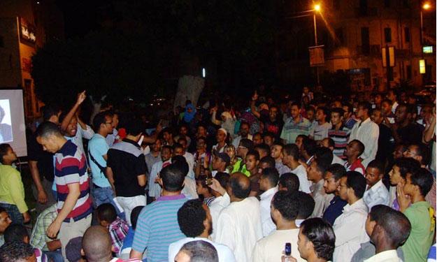 هدوء حذر بمحيط قسم شرطة أسوان قبل عرض المتظاهرين على النيابة