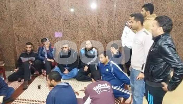 بعد أسبوعين.. إضراب عمال مشروع تغذية المدارس بالمنوفية يتحول لاعتصام