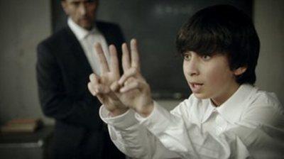 معارضون يلجئون لفيلم إيراني يمثل الواقع المستبد