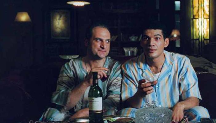 “حاتم” الأمين والشيخ ورئيس التحرير الشاذ.. 3 قصص توثق حكايات من بر مصر