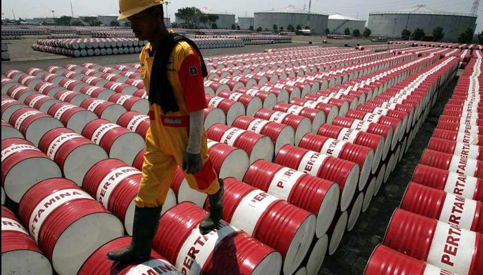 أسعار النفط ترتفع نحو 3% عالميًا