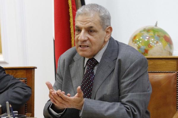 بعد تعيين “محلب”.. الانقلاب يستعين برجال مبارك لإنقاذه