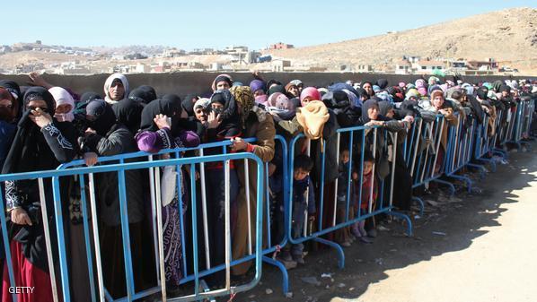 اللاجئون السوريون يقتربون من رقم قياسى