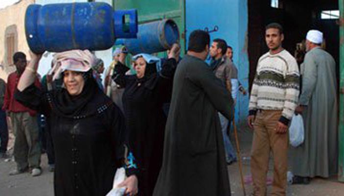 الأزمات والإهمال.. مشاكل تغرق أسيوط