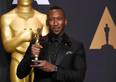 الأوسكار يتحدى ترامب.. تعرف على أول مسلم يفوز بالجائزة في تاريخها