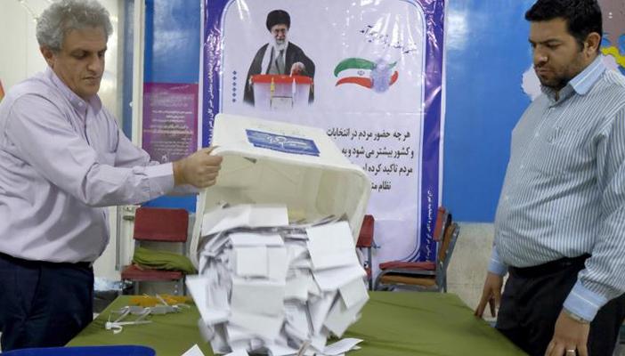 بدء فرز الأصوات في أول انتخابات إيرانية بعد رفع العقوبات