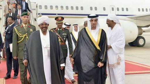 بعد هجوم البشير من الإمارات.. السودان سلاح الخليج للهجوم على السيسي