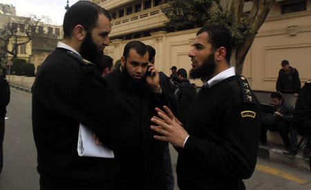 الداخلية: لم نخطر باي أحكام قضائية للضباط الملتحين