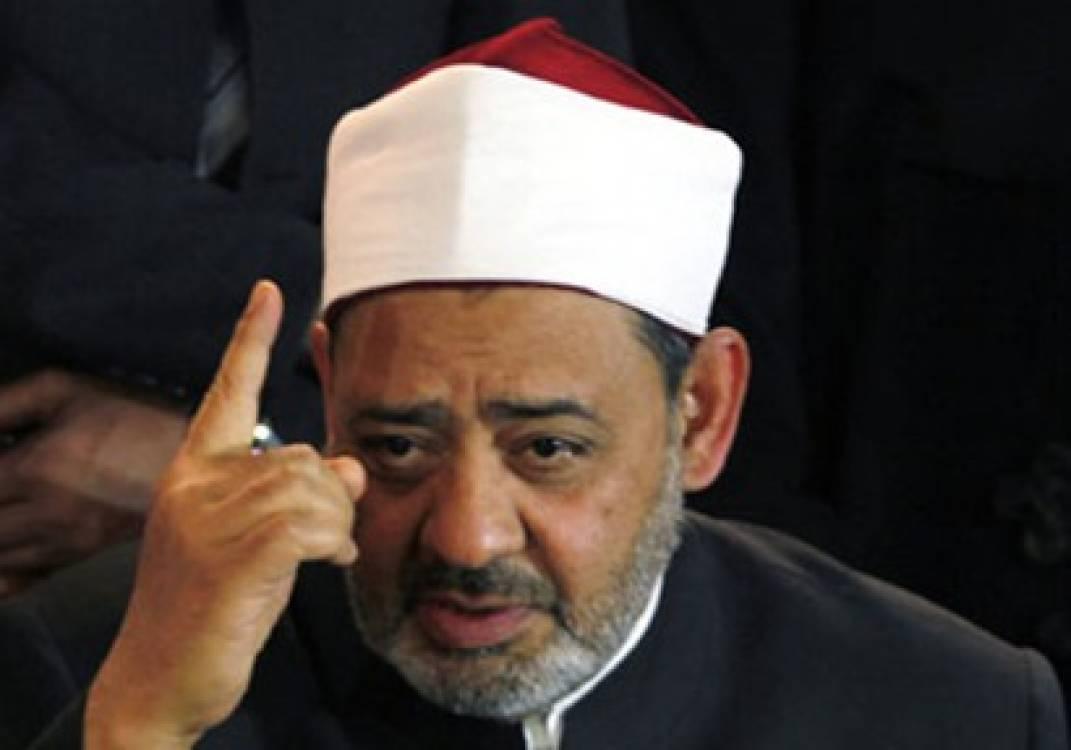 “استقِل قبل أن تضيق عليك الأرض بما رحبت”.. رسالة النظام إلى “الطيب”