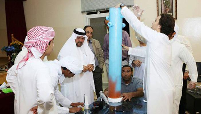 بالصور والفيديو.. ابتكار جديد لمخترع مصري حاصل على الجنسية الإماراتية