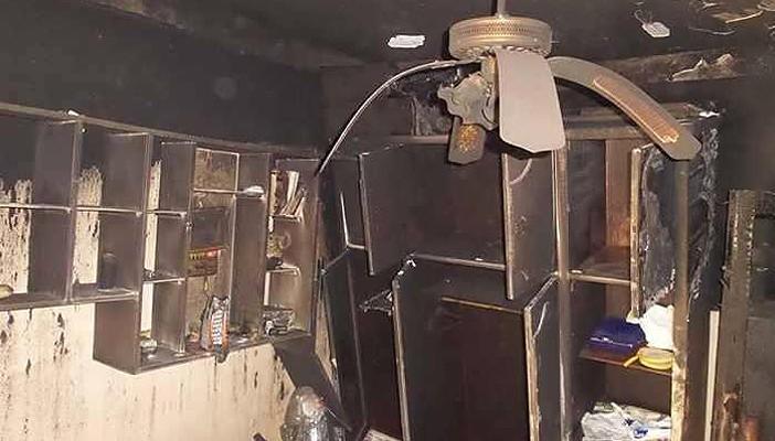 بالصور.. الأمن يحرق ويحطم منازل معارضي الانقلاب بدمياط