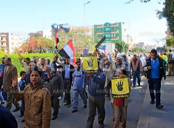 مسيرة لـ”دعم الشرعية” بالعاشر من رمضان تنديدا بالانقلاب