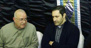 آخرها عزاء والد “تريكة”.. مناسبات ظهر فيها نجلا مبارك لإحراج السيسي