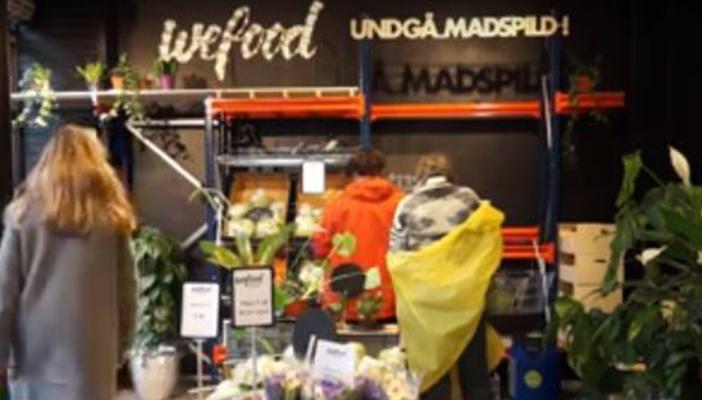 بالفيديو.. افتتاح أول متجر لبيع المنتجات منتهية الصلاحية بكوبنهاجن