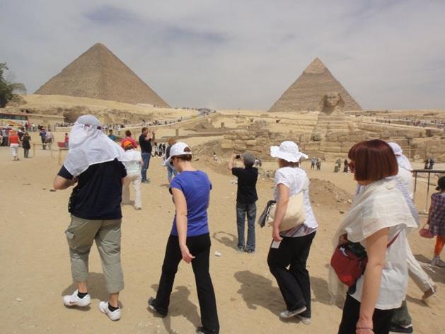 مجلس الوزراء: زيادة السياحة الوافدة إلى مصر بنسبة 10.2% عن العام الماضي