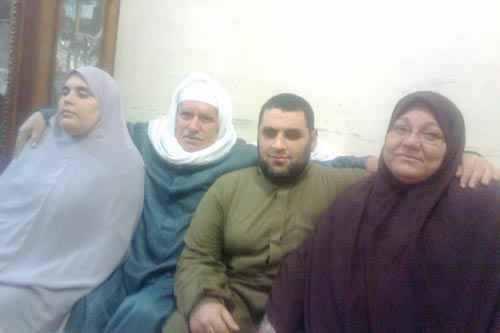 الكفاح والتحدي عنوان  “الحاجة زهرة ” الأم المثالية لعام 2013