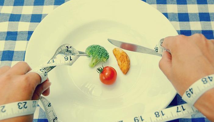 لكِ عزيزتي حواء.. 10 نصائح لإنقاص وزنك دون حرمانك من أي أطعمة