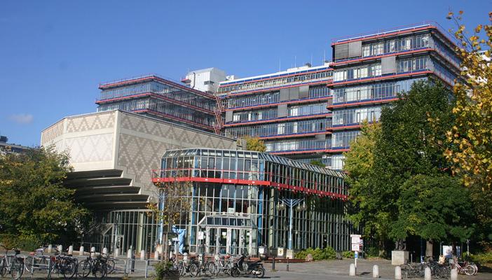 الجامعات الألمانية تخضع لـ”بيجيدا” وتغلق قاعات الصلاة