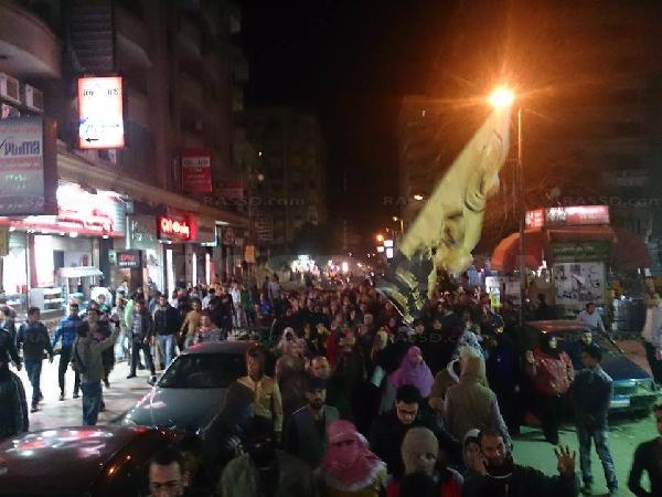 ثوار حلوان يتحدون أمن الانقلاب فى مسيرة ليلية حاشدة