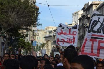 التحقيق مع 20 من “وايت نايتس”بسبب أحداث أمس