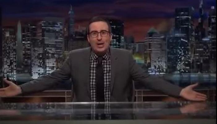 حازم حسني عارضًا فيديو “أوليفر” الساخر من السيسي: من الذي يسيء لمصر؟