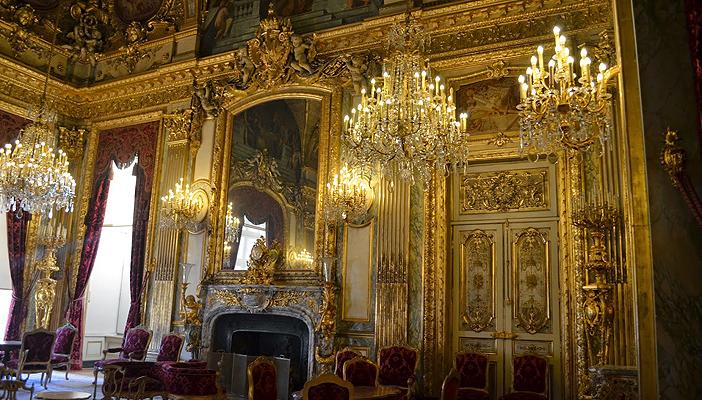 اختفاء 15 قطعة فنية نادرة من متحف زوجة نابليون بباريس