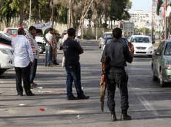 “الداخلية” الليبية تشتبك مع المسلحين المسيطرين على البرلمان