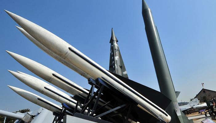 كوريا الشمالية تطلق 6 صواريخ بعد فرض عقوبات أممية عليها