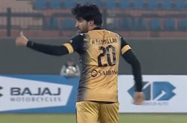 بالفيديو.. فتح الله يحرج مدرب الزمالك الجديد بالهدف الثالث