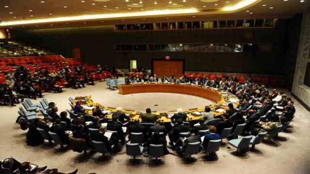 تشوركين:روسيا تدعو إلى التركيز على مصالح أوكرانيا