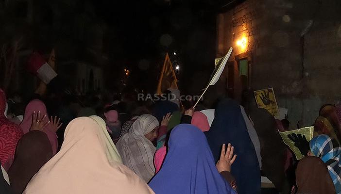 بالصور.. تظاهرات ليلية بمحافظات مصر تنديدًا بالعسكر