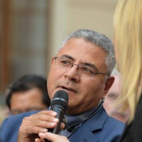 جمال عيد: بدلا من محاكمة البرعي ساعدوا سويسرا في رد أموال مبارك