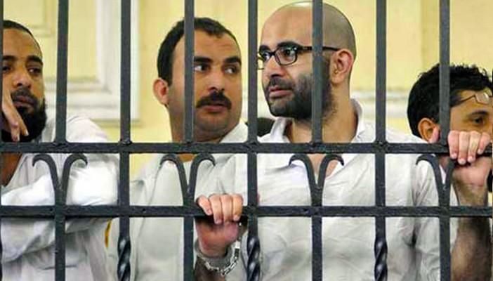 “مونيتور” تحمل السيسي وبركات مسؤولية إهدار حياة محمود رمضان