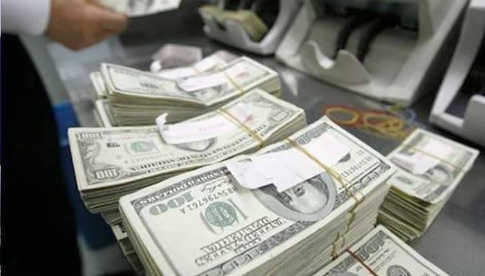 الدولار يواصل الارتفاع.. ويسجل 17.70 جنيهًا للبيع