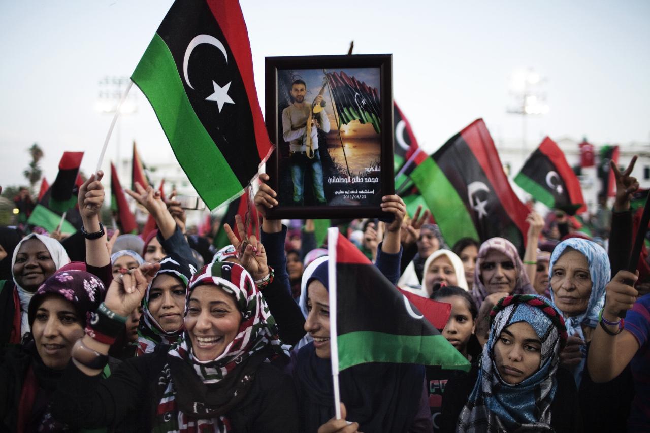 بلومبيرج: منذ معمر القذافي حتى الآن.. ليبيا في انهيار